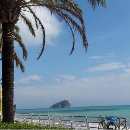 A 5 Minuti Dal Mare - Dolphin Beach House 斯波托尔诺 外观 照片